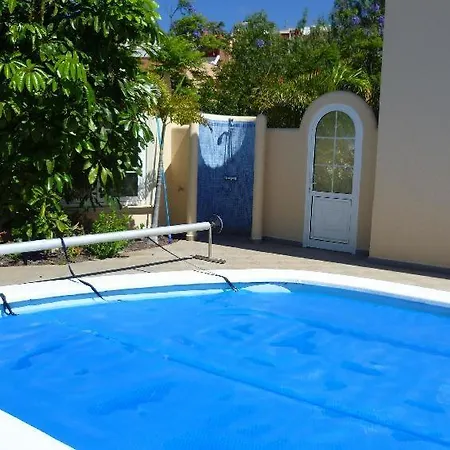 펜션 Sleeps 6 Pool Wifi